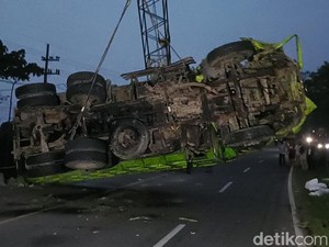 Lagi-lagi Truk Rem Blong Jadi Mesin Pembunuh