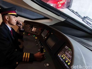 Sebelum Kereta Cepat Melaju, Masinis Whoosh Ngapain Sih?