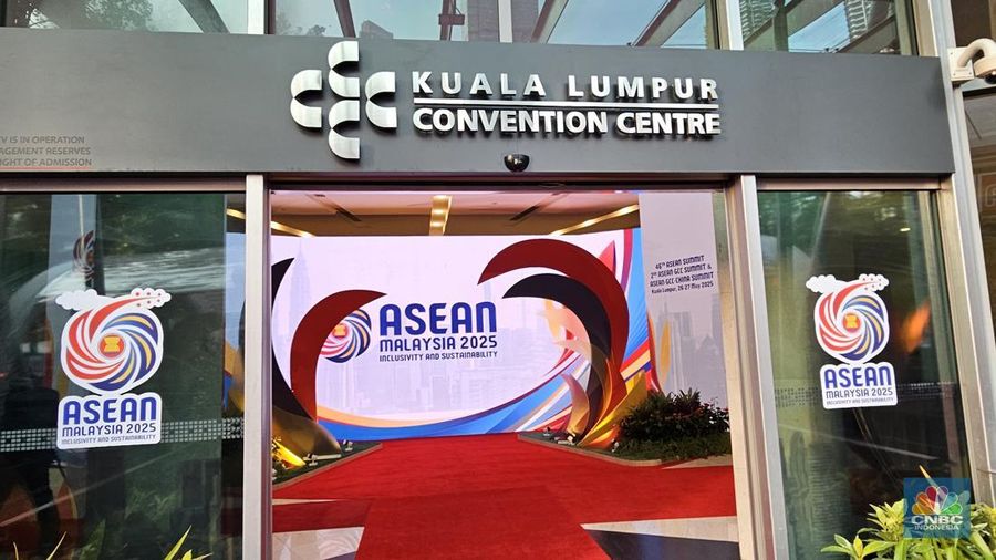 Media center yang disediakan dalam Konferensi Tingkat Tinggi (KTT) ASEAN ke - 46 di Kuala Lumpur Convention Center (KLCC), untuk jurnalis internasional meliput. Letaknya berada di Exhibition Hall 1, Ground Level, KLCC. (CNBC Indonesia/Emir Yanwardhana) Media center yang disediakan dalam Konferensi Tingkat Tinggi (KTT) ASEAN ke - 46 di Kuala Lumpur Convention Center (KLCC), untuk jurnalis internasional meliput. Letaknya berada di Exhibition Hall 1, Ground Level, KLCC. (CNBC Indonesia/Emir Yanwardhana)