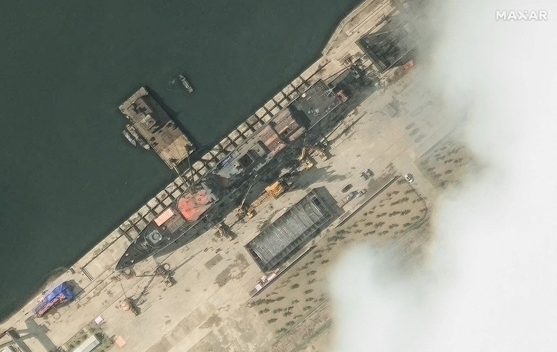 A satellite image shows a North Korean warship covered with a blue tarp after an accident that occurred during its launch at the shipyard, in Chongjin, North Korea, May 23, 2025. Maxar Technologies /Handout via REUTERS THIS IMAGE HAS BEEN SUPPLIED BY A THIRD PARTY. NO RESALES. NO ARCHIVES. MANDATORY CREDIT. MUST NOT OBSCURE LOGO.