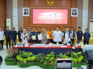 Pabrik di Bekasi Sudah 2 Tahun Racik Skincare Palsu, Omzetnya Rp 1,2 Miliar