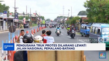 Video: Pengusaha Truk Protes Dilarang Lewat Jalan Pemalang-Batang