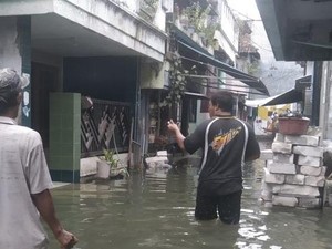 Waspada Banjir Rob di Pesisir Jatim hingga 26 Oktober 2025