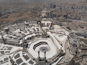Anggota DPR Usul Tunda Pemberangkatan Umrah Jika Serangan Houthi Makin Parah