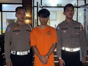 Pemobil Penabrak Argo Mahasiswa UGM Berbaju Tahanan, Begini Tampangnya