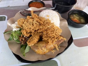 3 Resep Ayam Goreng Khas Nusantara yang Lokal Banget