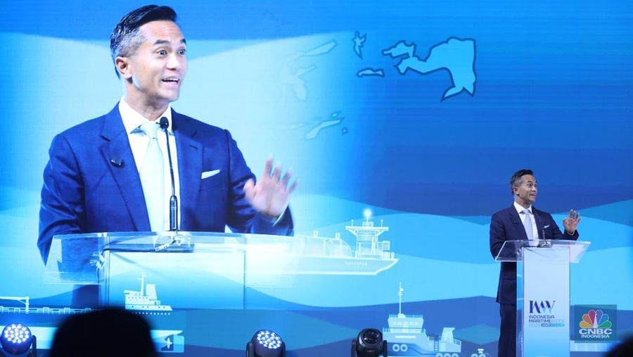 Ketua Umum Kadin, Anindya Bakrie di acara Indonesia Maritime Week 2025 di Jakarta International Convention Centre (JICC), Senayan, Jakarta, Rabu (28/5/2025). (CNBC Indonesia/Tri Susilo)
