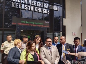 Lisa Mariana Tantang Ridwan Kamil Tes DNA