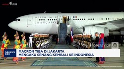 Video: Macron Tiba di Jakarta, Mengaku Senang Kembali ke Indonesia