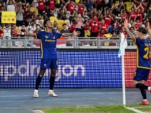 Gawang MU Dijebol Maung
