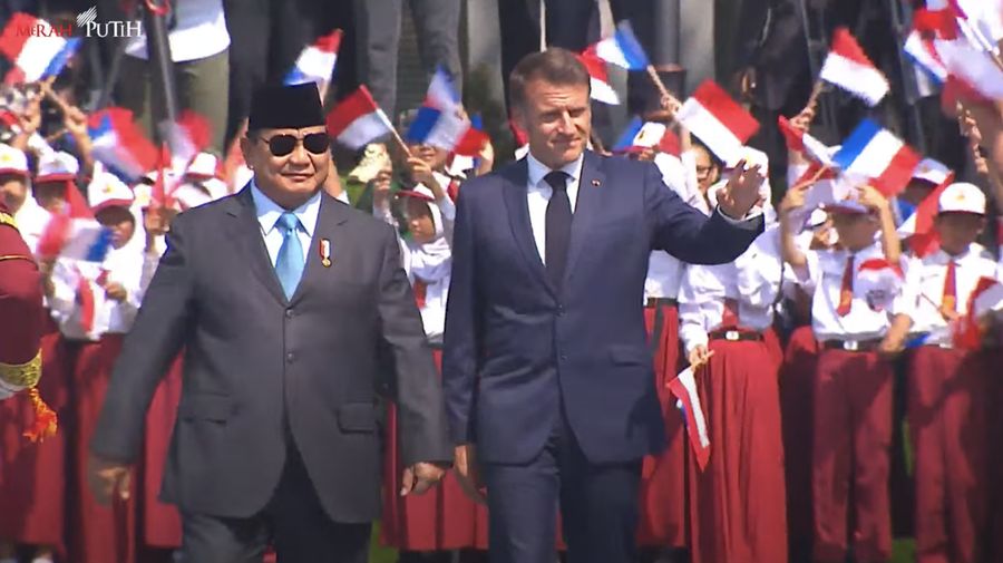 Presiden Prabowo Subianto menerima kunjungan kenegaraan Presiden Prancis Emmanuel Macron di Istana Merdeka, Jakarta, Rabu (28/5/2025). (YouTube/Sekretariat Presiden)