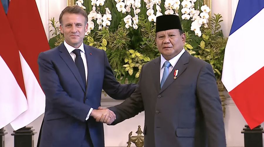 Presiden Prabowo Subianto menerima kunjungan kenegaraan Presiden Prancis Emmanuel Macron di Istana Merdeka, Jakarta, Rabu (28/5/2025). (YouTube/Sekretariat Presiden)