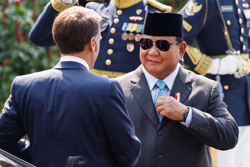 Presiden Prabowo Subianto menerima kunjungan kenegaraan Presiden Prancis Emmanuel Macron di Istana Merdeka, Jakarta, Rabu (28/5/2025). (REUTERS/Ajeng Dinar Ulfiana) Presiden Prabowo Subianto menerima kunjungan kenegaraan Presiden Prancis Emmanuel Macron di Istana Merdeka, Jakarta, Rabu (28/5/2025). (REUTERS/Ajeng Dinar Ulfiana)