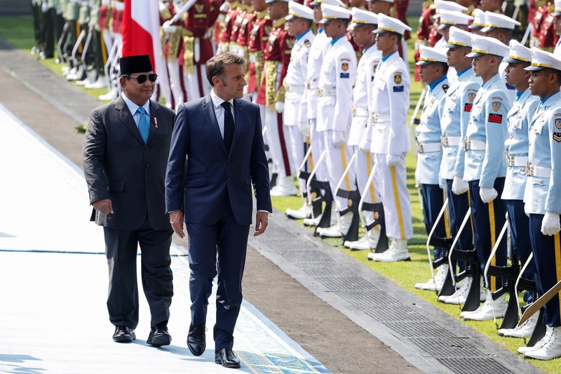 Presiden Prabowo Subianto menerima kunjungan kenegaraan Presiden Prancis Emmanuel Macron di Istana Merdeka, Jakarta, Rabu (28/5/2025). (REUTERS/Ajeng Dinar Ulfiana) Presiden Prabowo Subianto menerima kunjungan kenegaraan Presiden Prancis Emmanuel Macron di Istana Merdeka, Jakarta, Rabu (28/5/2025). (REUTERS/Ajeng Dinar Ulfiana)