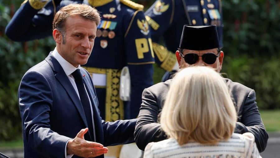 Presiden Prabowo Subianto menerima kunjungan kenegaraan Presiden Prancis Emmanuel Macron di Istana Merdeka, Jakarta, Rabu (28/5/2025). (REUTERS/Ajeng Dinar Ulfiana) Presiden Prabowo Subianto menerima kunjungan kenegaraan Presiden Prancis Emmanuel Macron di Istana Merdeka, Jakarta, Rabu (28/5/2025). (REUTERS/Ajeng Dinar Ulfiana)