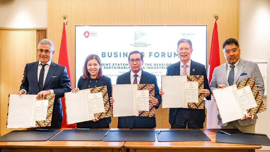 Indonesia menandatangani kesepakatan investasi senilai USD 22 miliar untuk pengembangan kawasan industri hijau berkelanjutan. (Dok. Bappenas)