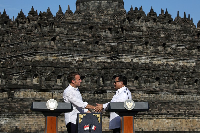 Presiden RI Prabowo Subianto dan Presiden Prancis Emmanuel Macron melakukan kunjungan ke Akademi Militer (Akmil) Magelang, Kamis (29/5/2025). (Dok. Biro Pers Sekretariat Presiden)