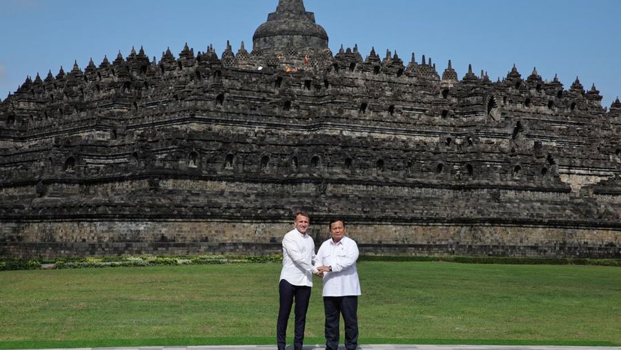 Presiden RI Prabowo Subianto dan Presiden Prancis Emmanuel Macron melakukan kunjungan ke Akademi Militer (Akmil) Magelang, Kamis (29/5/2025). Presiden RI Prabowo Subianto dan Presiden Prancis Emmanuel Macron melakukan kunjungan ke Akademi Militer (Akmil) Magelang, Kamis (29/5/2025). (Dok. Biro Pers Sekretariat Presiden)