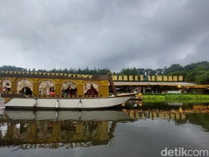 Sensasi Mengitari Danau Alami di Lembang dengan Wahana Baru