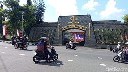 Jelang Kunjungan Macron dan Prabowo, Bendera Prancis-RI Berkibar di Akmil