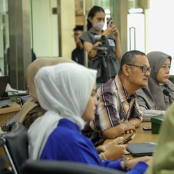 BRI Fasilitasi Sertifikasi Halal bagi UMKM Lewat BRI Peduli