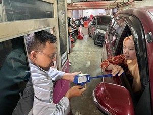 Spesial Hari Jadi Kota Surabaya, Bayar Parkir Cuma Rp 732 Pakai QRIS
