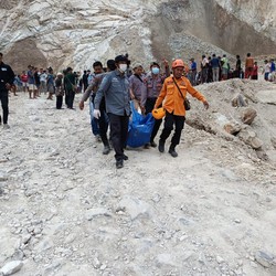 Longsor Maut Tambang Gunung Kuda, Ternyata Dedi Mulyadi Pernah