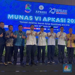 Bupati Lahat Bursah Zarnubi Terpilih Jadi Ketua Umum APKASI 2025-2030