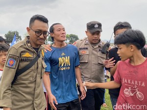 Henhen Herdiana Jadi Pusat Perhatian Warga di Sukabumi