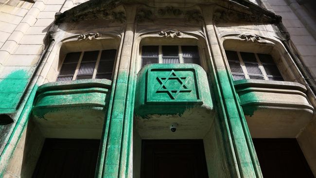 Potret Gedung Komunitas Yahudi di Paris Jadi Sasaran Aksi Vandalisme