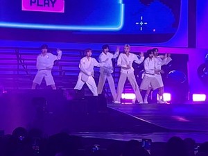 Video POV: 2,5 Jam Nonton Konser NCT WISH di Jakarta
