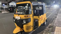 Jadi Driver Bajaj Maxride di Jogja, Darsono Sewa Rp 75 Ribu Per Hari