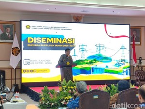 RI Masih Tambah PLTU Batu Bara 6,3 GW hingga 2034