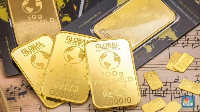 Harga Emas Dunia Terpukul, Pesta 4 Pekan Usai