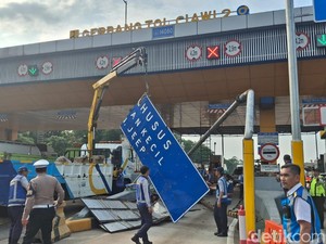 5 Fakta Tabrakan Beruntun Truk hingga Bikin GT Ciawi Porak-poranda
