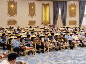 Kemenag Jelaskan Skema Armuzna-Layanan Jemaah Haji di Rapat Timwas