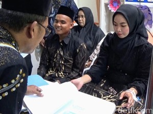 Ini Alasan Rizki dan Desy Harus Jalani Ijab Kabul di Rumah Sakit