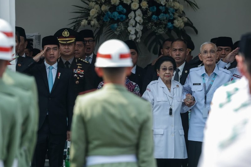 Presiden Prabowo Subianto memimpin upacara peringatan Hari Lahir Pancasila 2025 yang digelar di Gedung Pancasila, Kementerian Luar Negeri, Jakarta Pusat, Senin (2/6/2025). (Instagram/prabowo)
