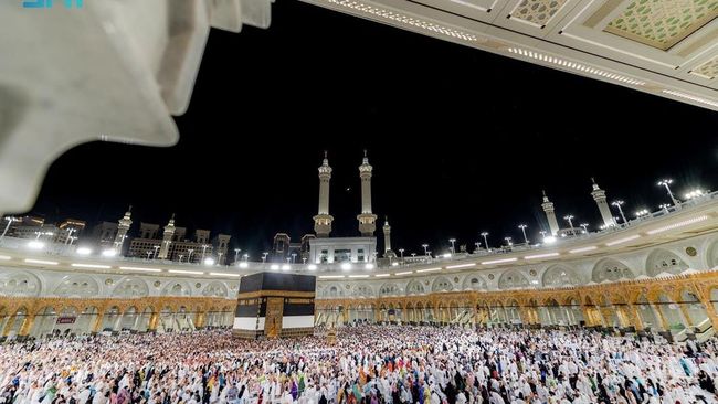 Alasan Raja Salman Deportasi-Larang Ulama Besar Ibadah Haji di Makkah