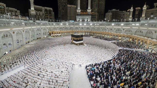 260.000 Orang Nekat Terobos Mekkah tanpa Visa Haji, Dendanya Segini
