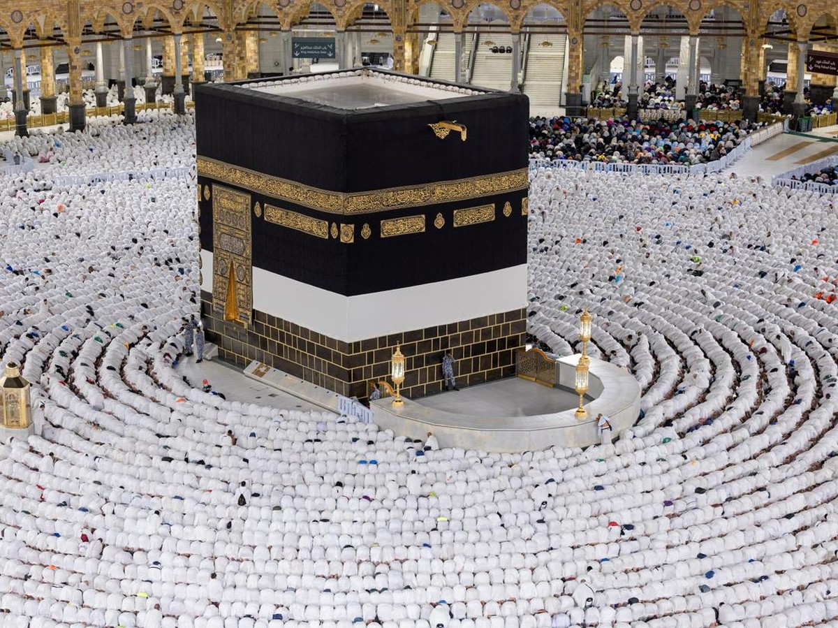 Sultan Al-Neyadi Bagikan Inspirasi Ibadah Haji dari Luar Angkasa