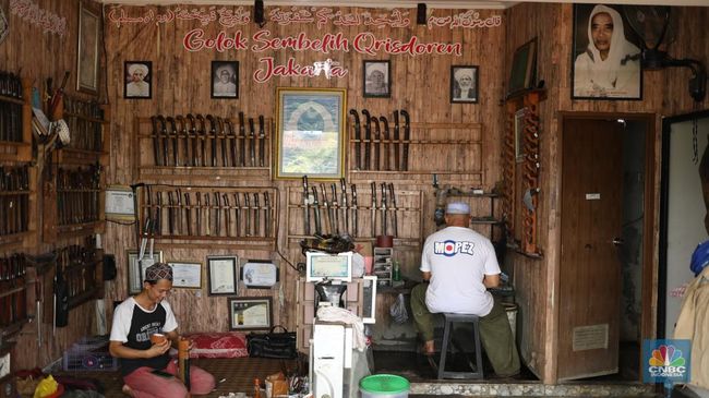 Berkah Idul Adha 1446 H, Perajin Pisau-Golok Kebanjiran Order