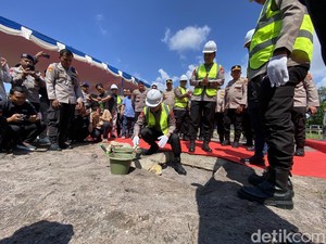 Kapolda Lakukan Peletakan Batu Pembangun Barak Siaga Ditpolairud Babel