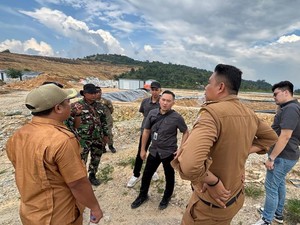 Kejari Tinjau Eks Lokasi Tambang Muratara yang Digunakan 6 WNA China
