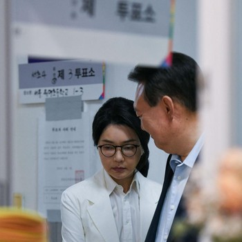 Potret Terdakwa Eks Presiden Yoon Suk Yeol Ikut Nyoblos Pilpres Korsel