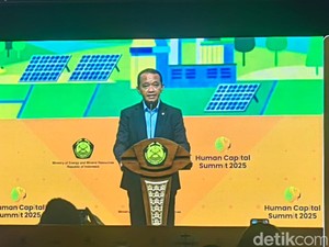 Bahlil Minta Jangan Lagi Ditanya Pensiun Dini PLTU Batu Bara