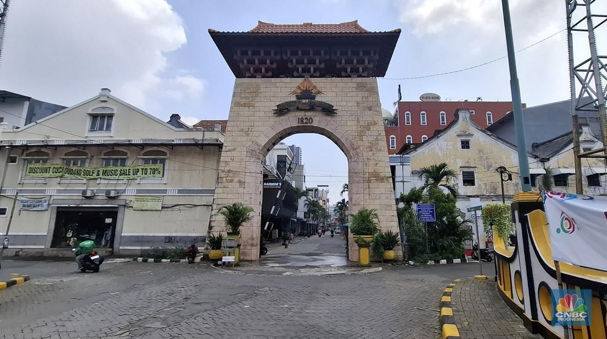Pasar Baru Jakarta: Jeritan Pedagang di Tengah Kuburan Sepi.