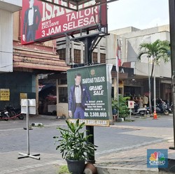 Pasar Baru Jakarta Sepi Kayak Kuburan, Pedagang Minta Tolong Pramono