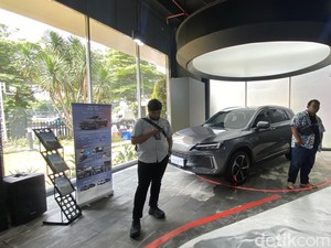 Polytron Buka Showroom Mobil Listrik Pertama, Bareng AC-Kulkas Cs