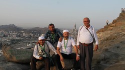 Niat Mau Umrah Tatang Malah Ditawari Naik Haji Tanpa Antre dari Belanda